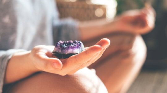 4 Crystals To Help Calm And Focus The Mind During Meditation