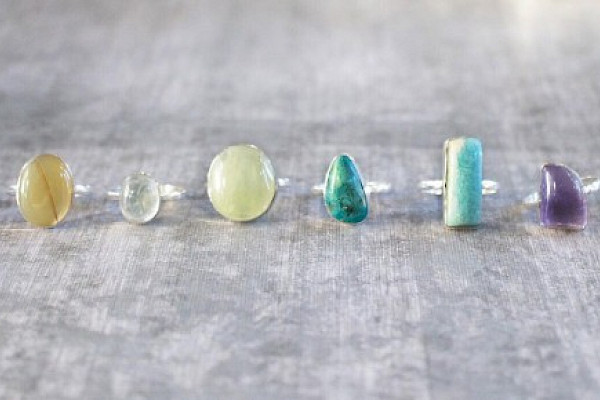How to get relief for anxiety and stress through crystal healing